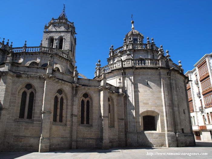 CABECERA GÓTICA DESDE EL SUR CON CAPILLA PRINCIPAL